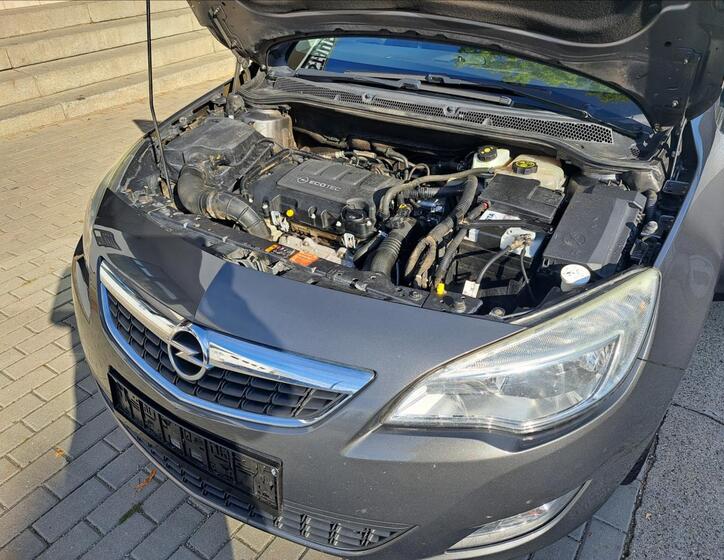 Opel Astra 40