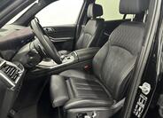 BMW X7 9
