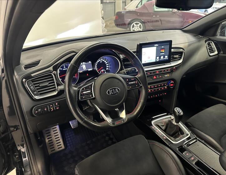 KIA ProCeed 6