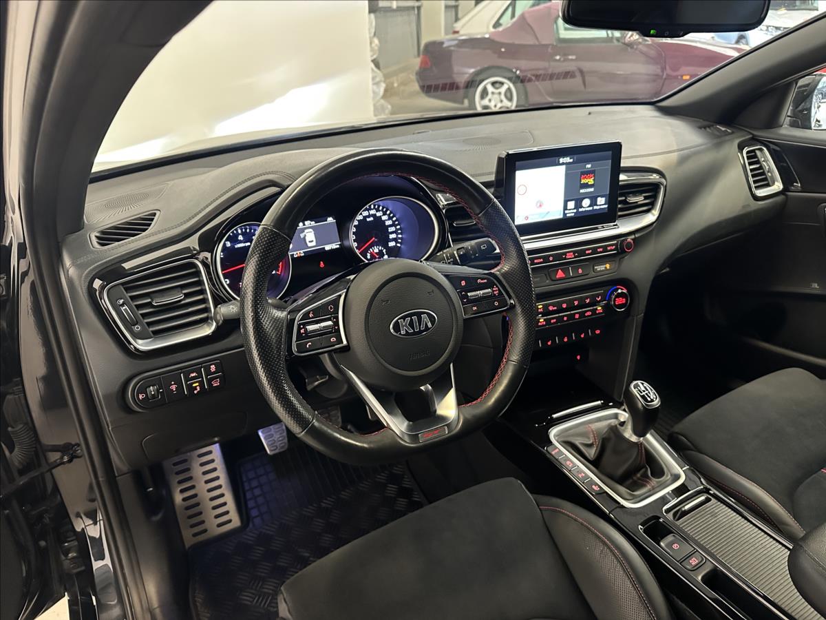 KIA ProCeed