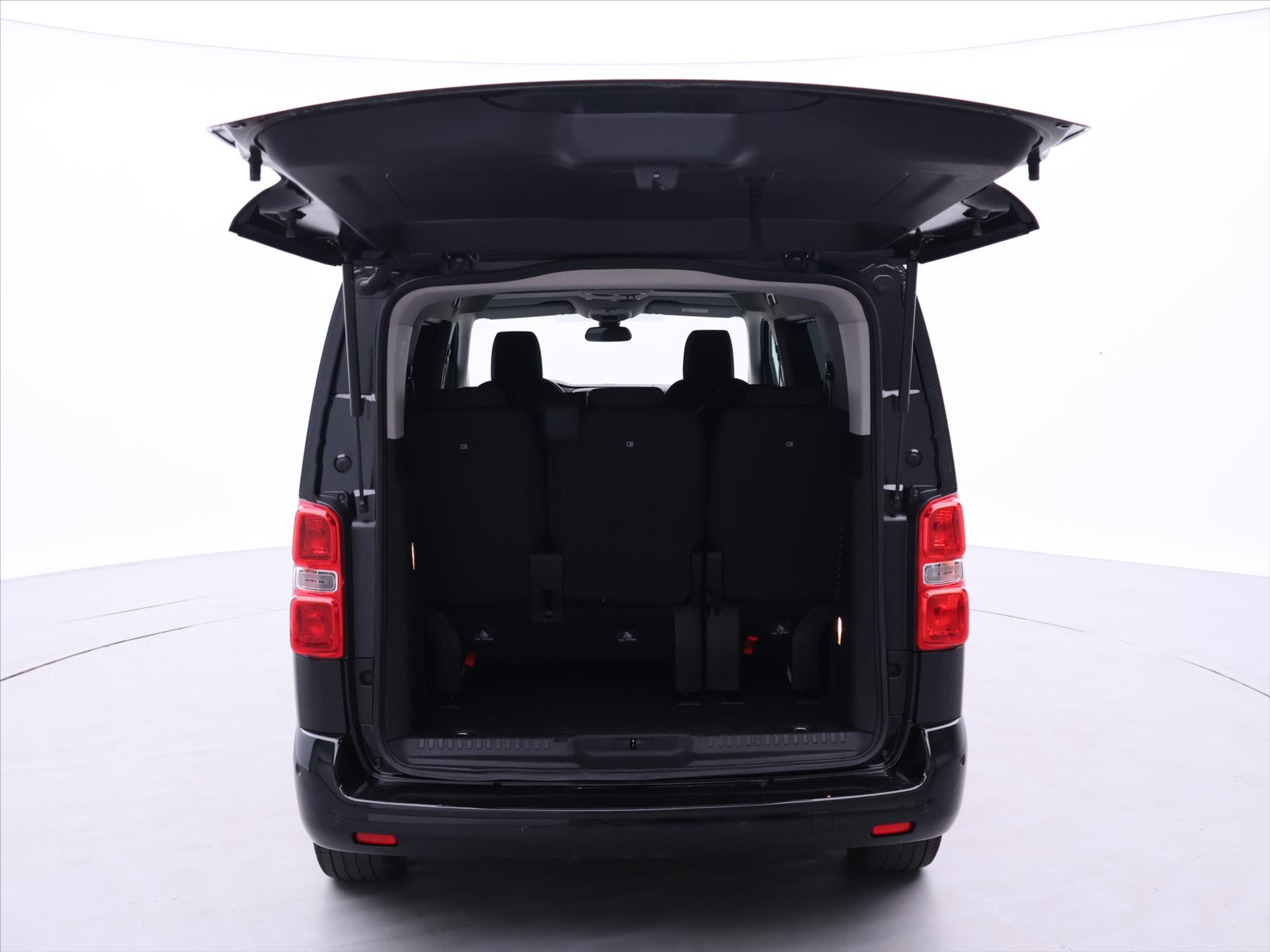 Peugeot Traveller