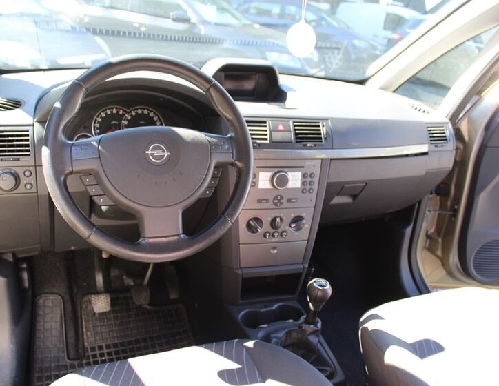 Opel Meriva 18