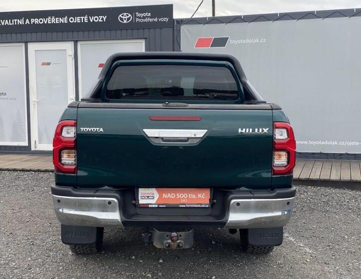 Toyota Hilux 5