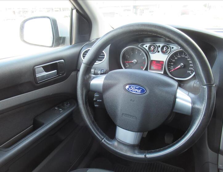 Ford Focus 12