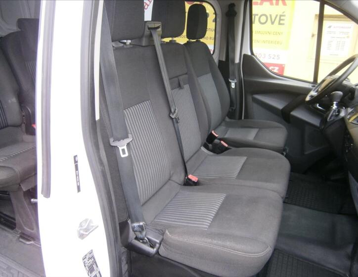 Ford Transit Custom 8