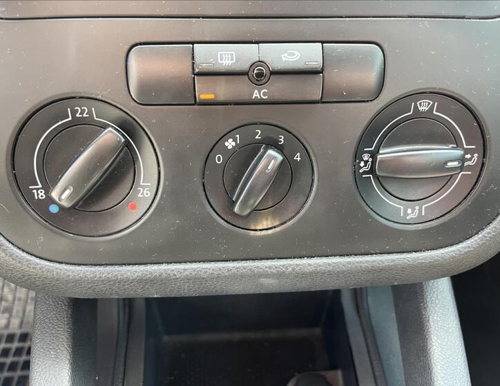 Volkswagen Golf 18