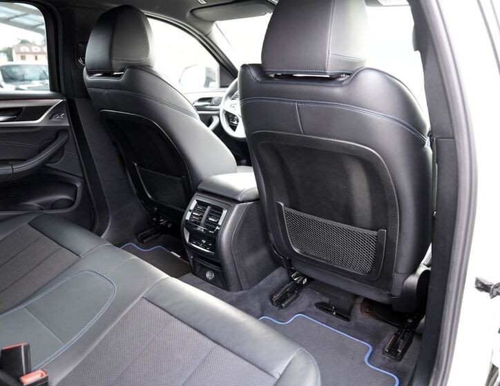 BMW X4 31