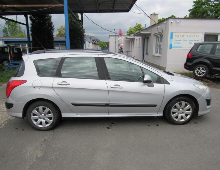 Peugeot 308 8
