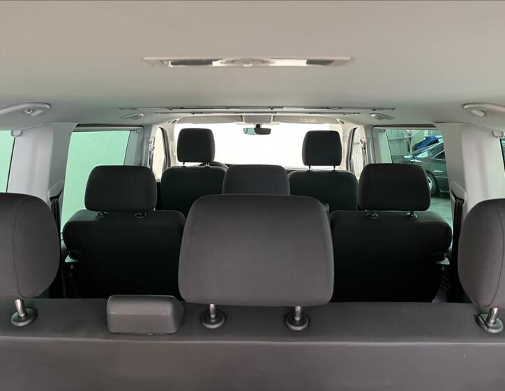 Volkswagen Caravelle 25