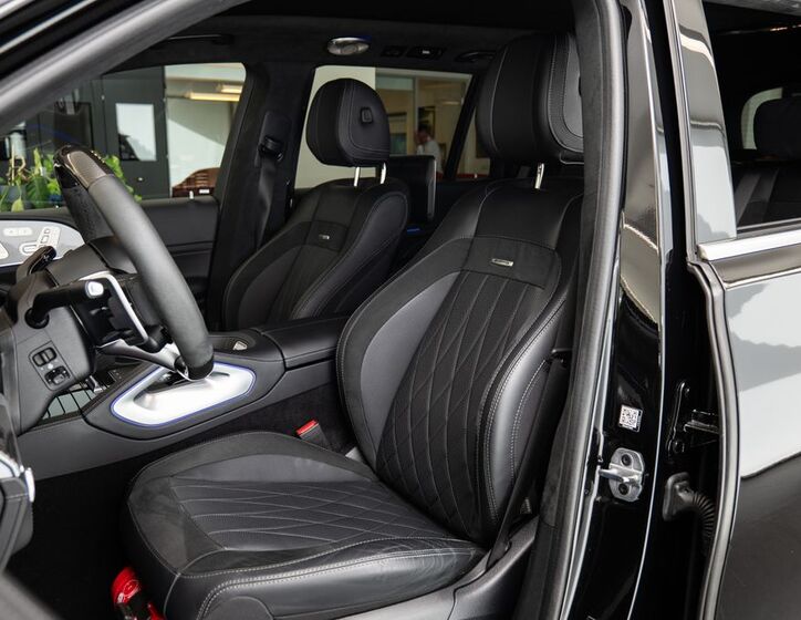 Mercedes-Benz GLS 7
