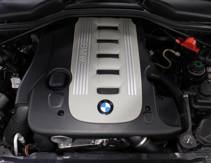 BMW Řada 5 9