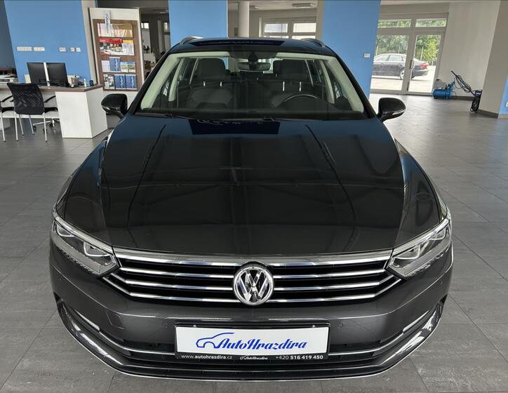 Volkswagen Passat 2