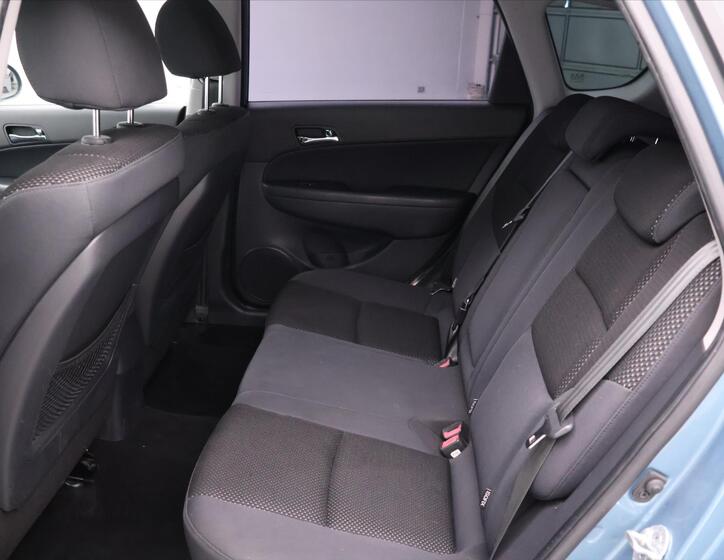 Hyundai i30 16