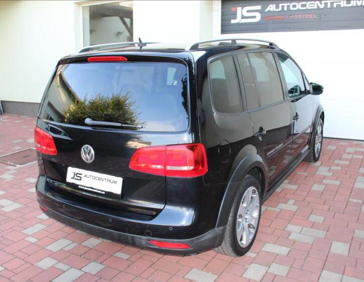 Volkswagen Touran 7