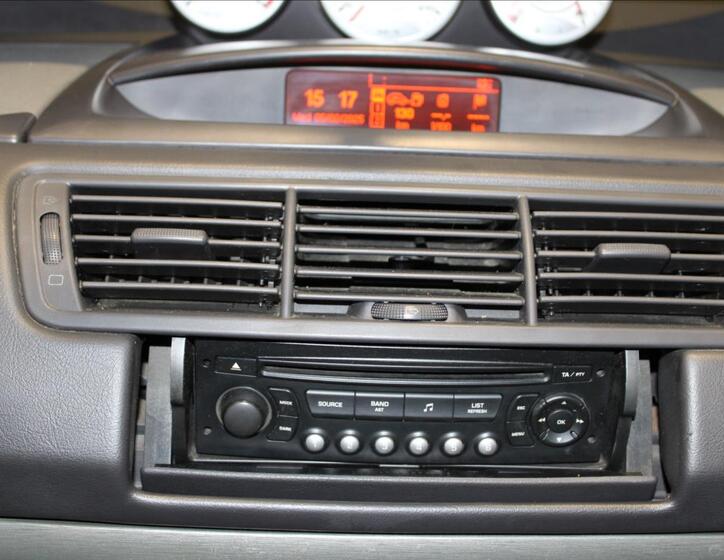 Citroën C8 26