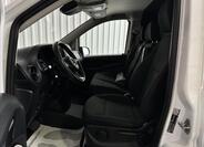Mercedes-Benz Vito 33
