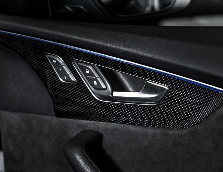 Audi SQ8 24