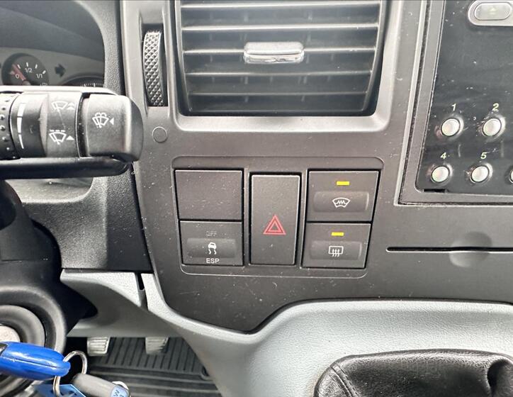 Ford Transit 17