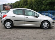 Peugeot 207 4