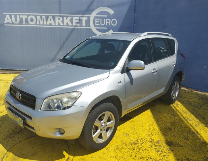 Toyota RAV4 1