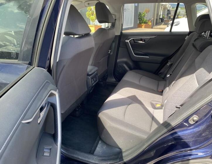 Toyota RAV4 11