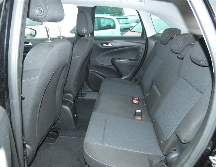 Opel Crossland 9