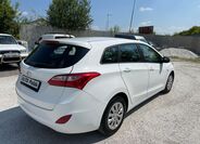 Hyundai i30 13