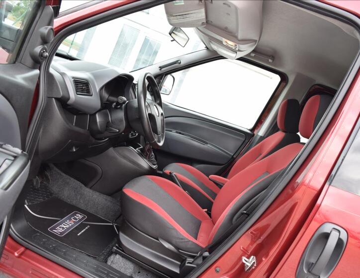Fiat Dobló 15