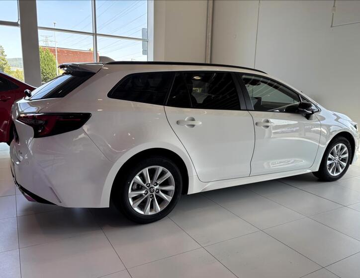 Toyota Corolla 6