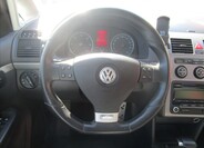 Volkswagen Touran 8