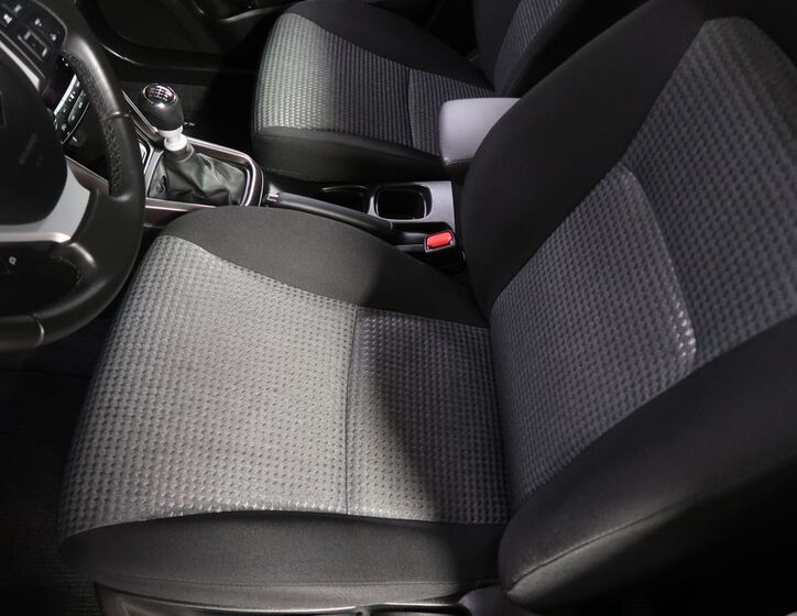 Suzuki SX4 S-Cross 9