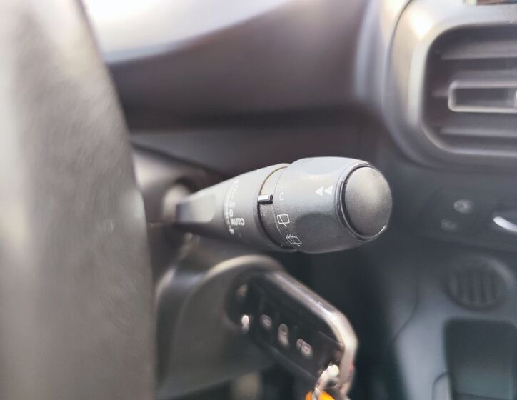 Peugeot Rifter 18