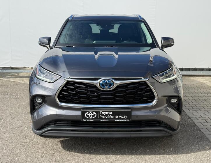 Toyota Highlander 2