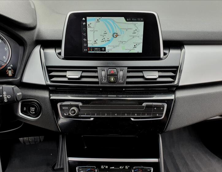 BMW Řada 2 37