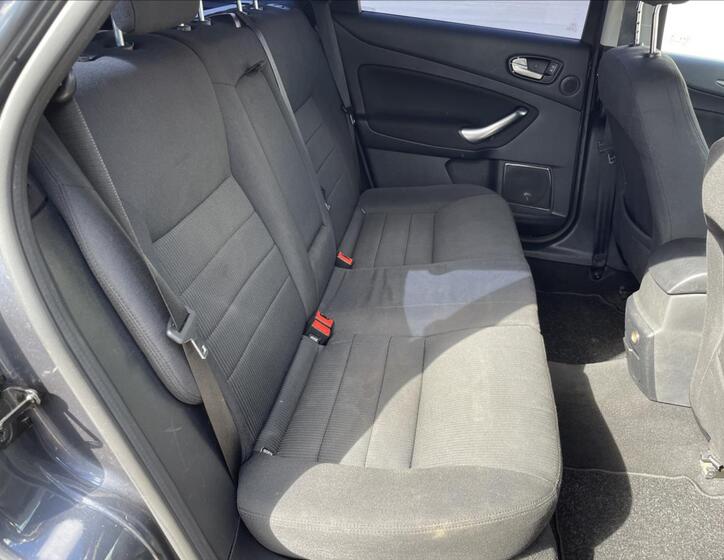 Ford Mondeo 24
