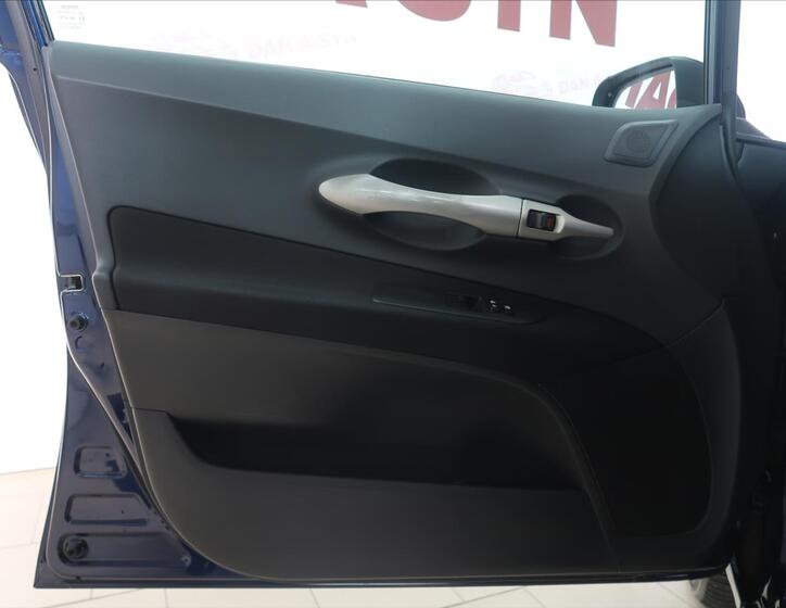 Toyota Auris 9