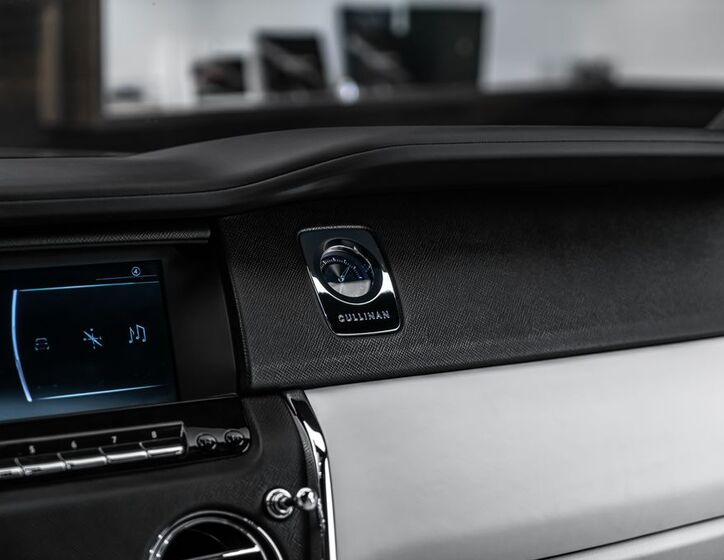 Rolls-Royce Cullinan 29