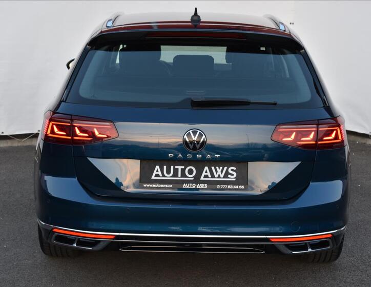 Volkswagen Passat 9