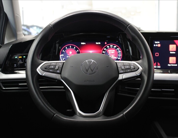 Volkswagen Golf 9