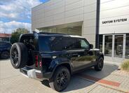 Land Rover Defender 5