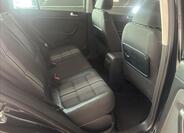 Volkswagen Golf 16
