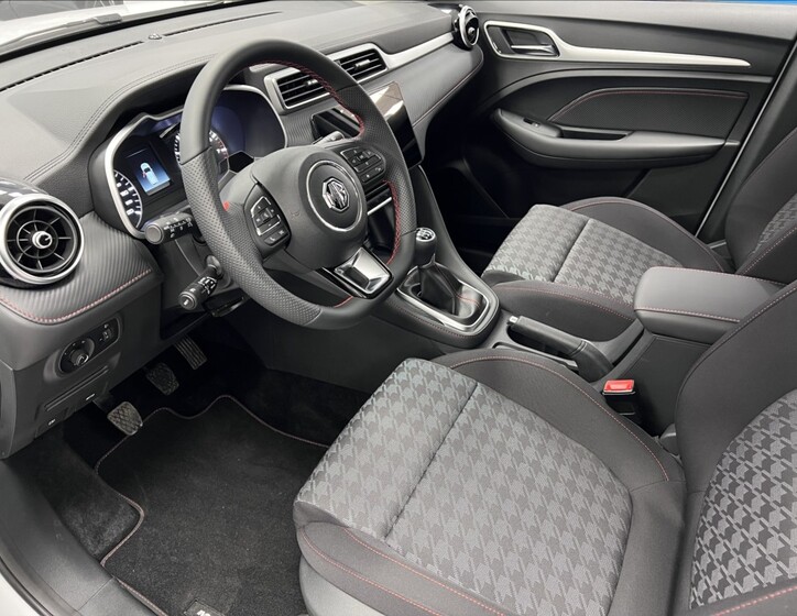 MG ZS 2