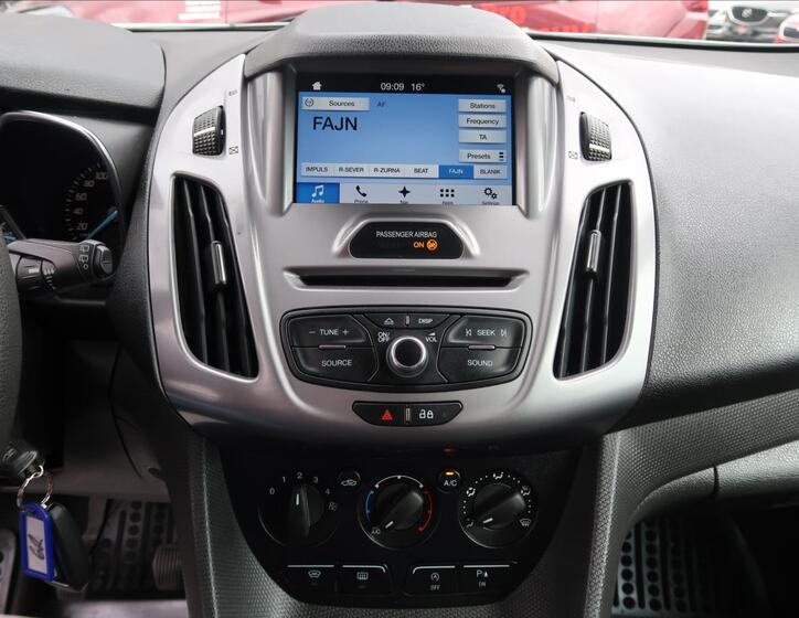 Ford Transit Connect 14