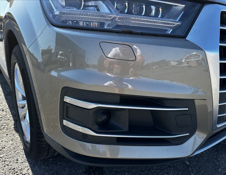 Audi Q7 22