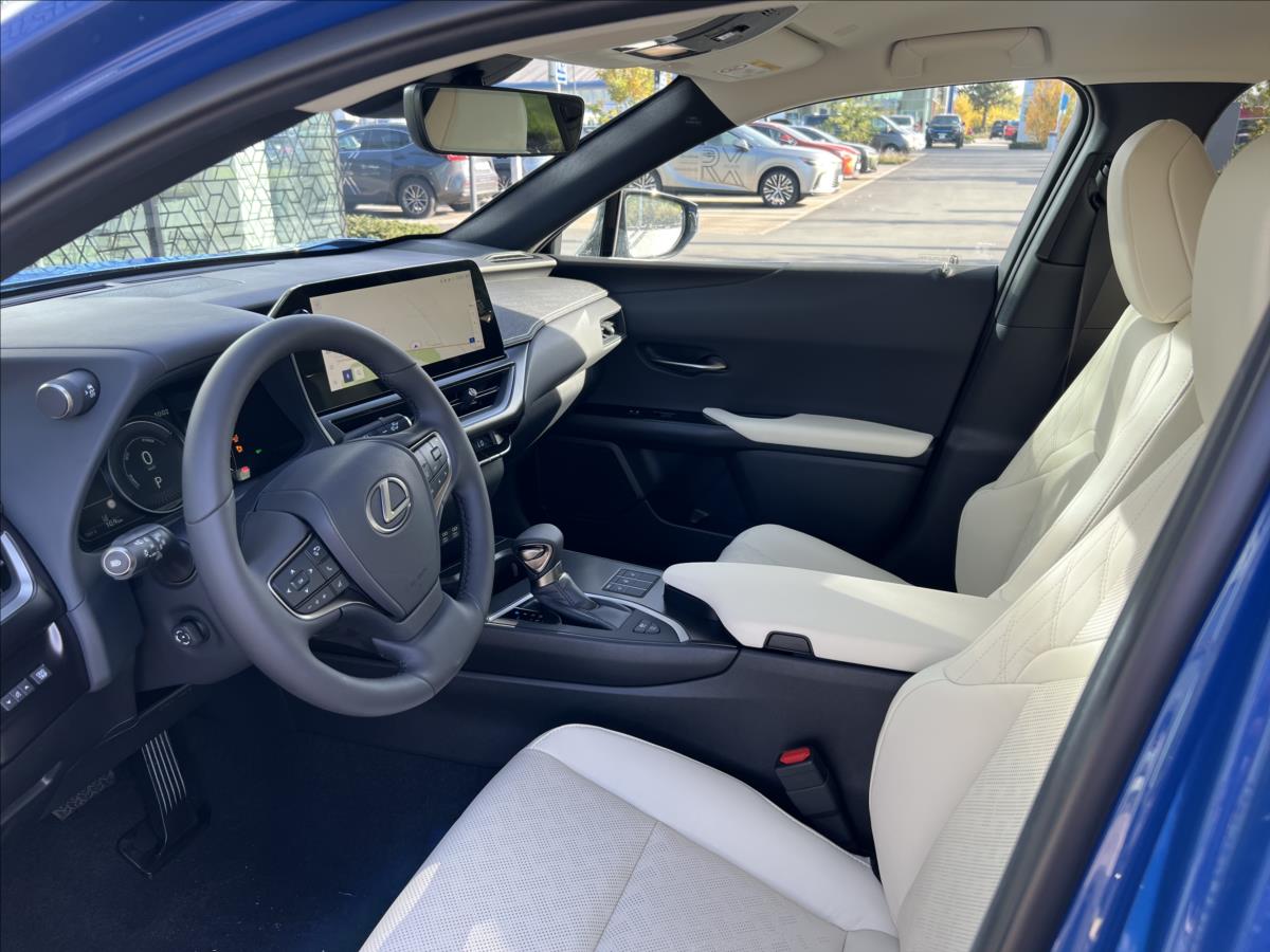 Lexus UX 250h