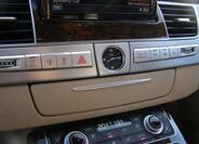 Audi A8 50