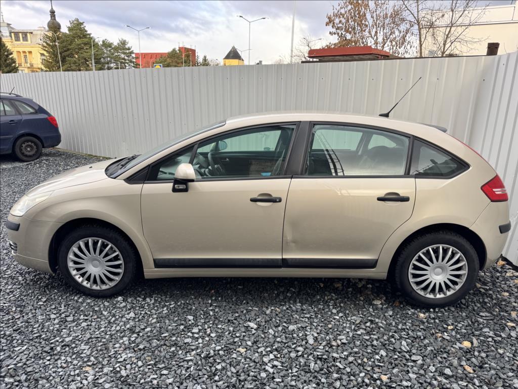 Citroën C4 4