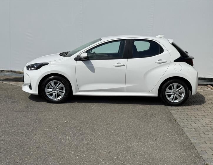 Toyota Yaris 7