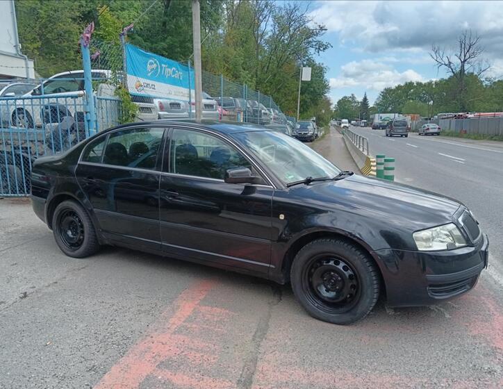 Škoda Superb 13