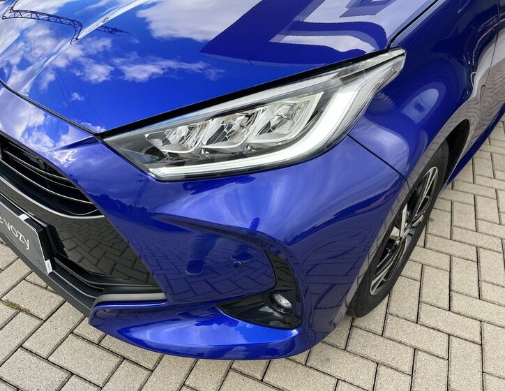 Toyota Yaris 10